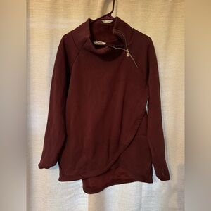Athleta size Large sweatshirt